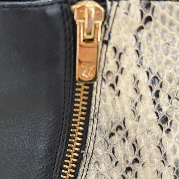 Signature Vince Camuto Black and Snakeskin with Gold Zipper Bootie. Size 8. - Picture 13 of 15